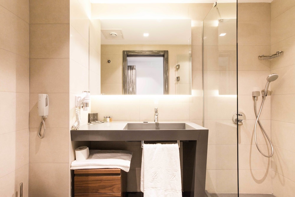 Zeniva Hotel Izmir 12/48