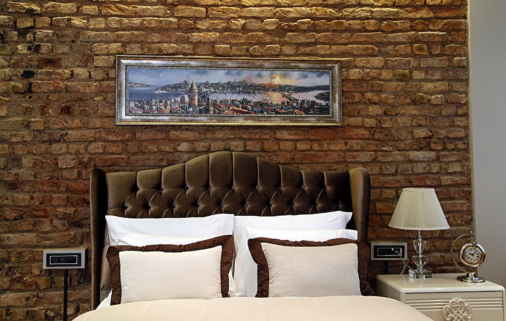 Frida Suites 37/55