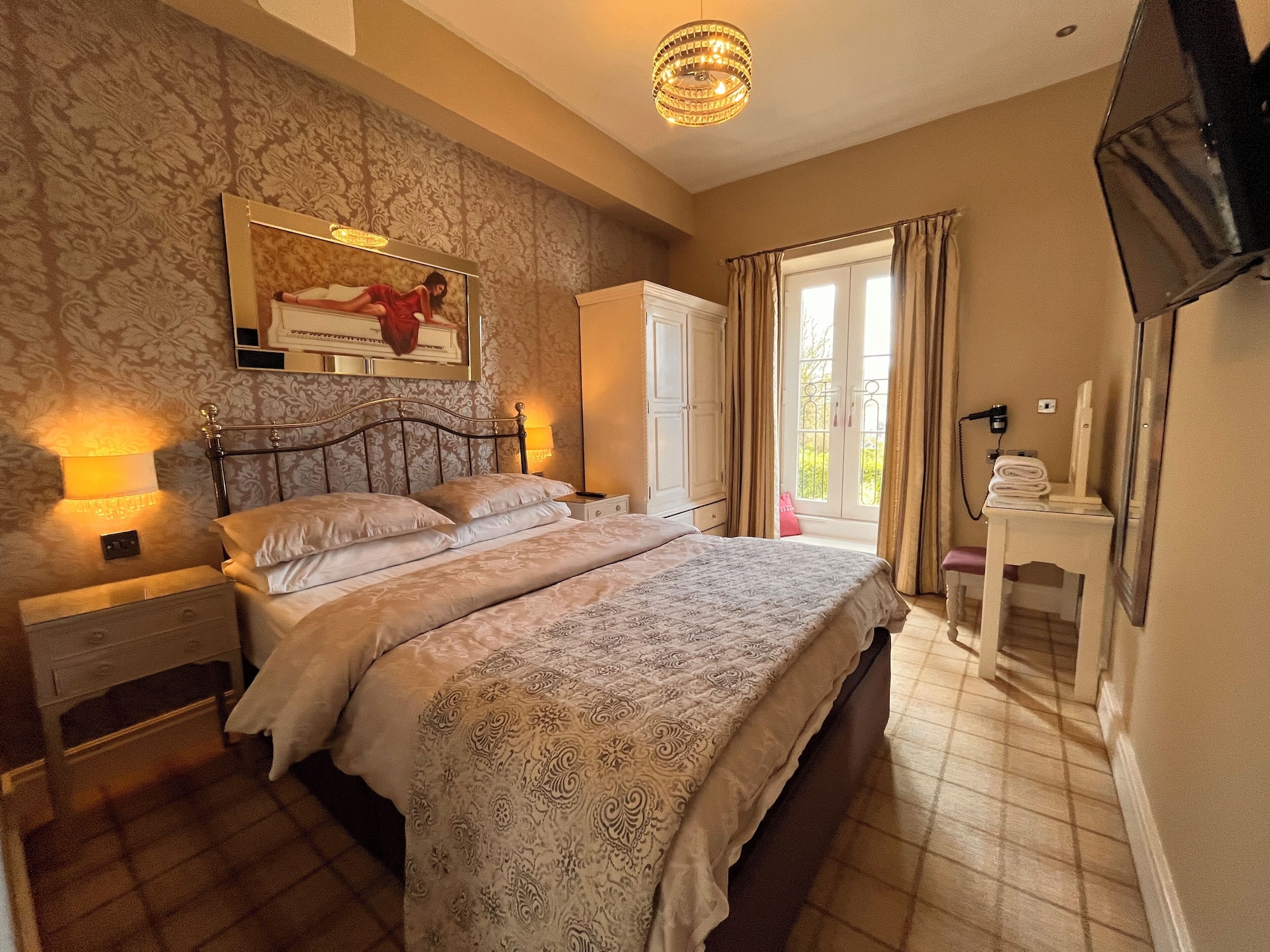 Rydal, Suite, King Bed, Balcony