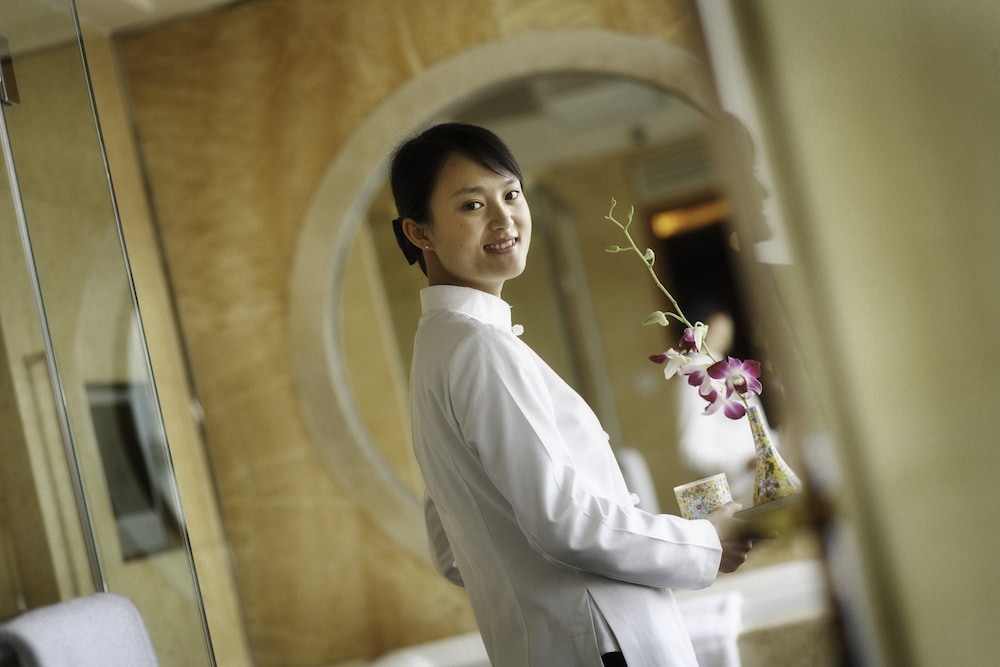 Intercontinental Chengdu Century City 33/82