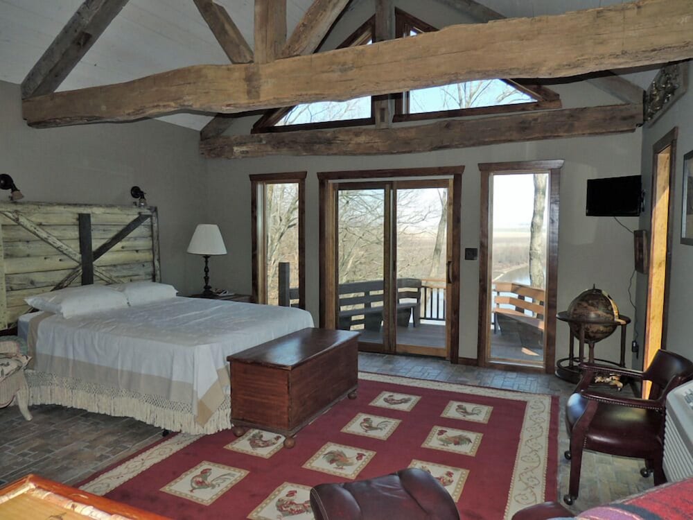 Pinckney Bend Bed & Breakfast 4/26