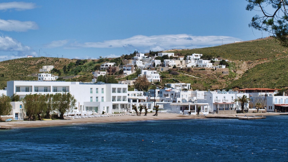 Silver Beach 30/44