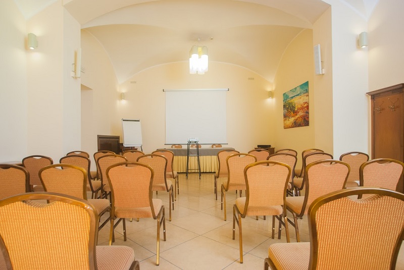Le Cheminee Business Hotel 51/56