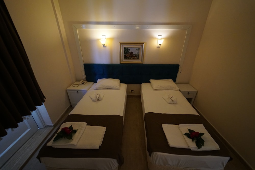 Bodrum Salinas Hotel 24/49