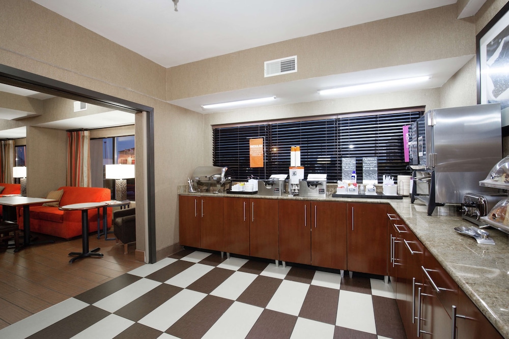 Hampton Inn Collinsville 10/62