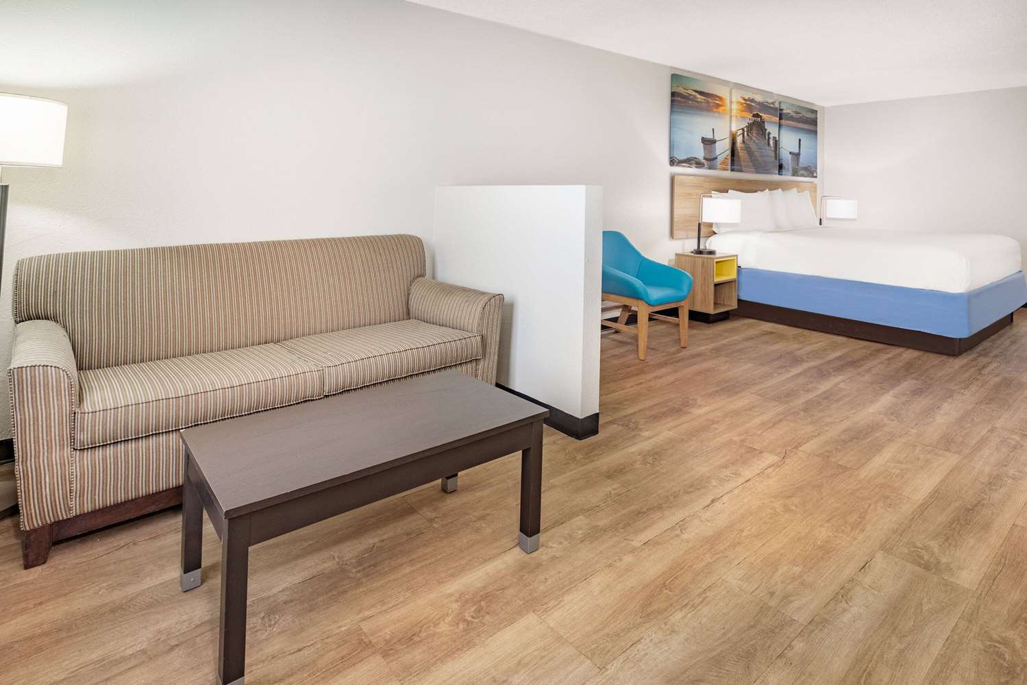 Days Inn by Wyndham Barnwell 15/29