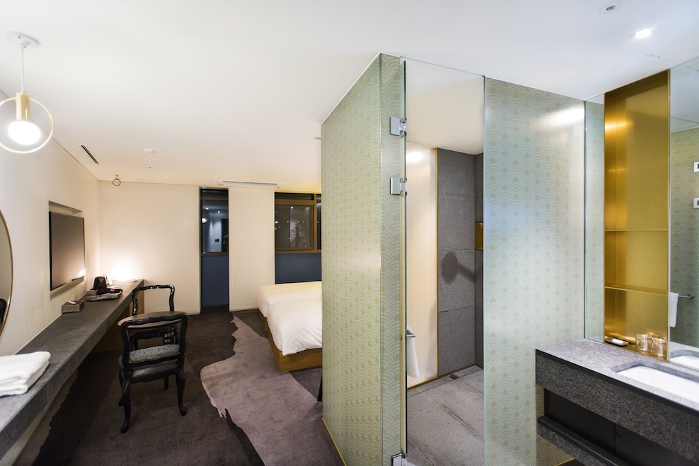 Stay Rak Hotel 66/68