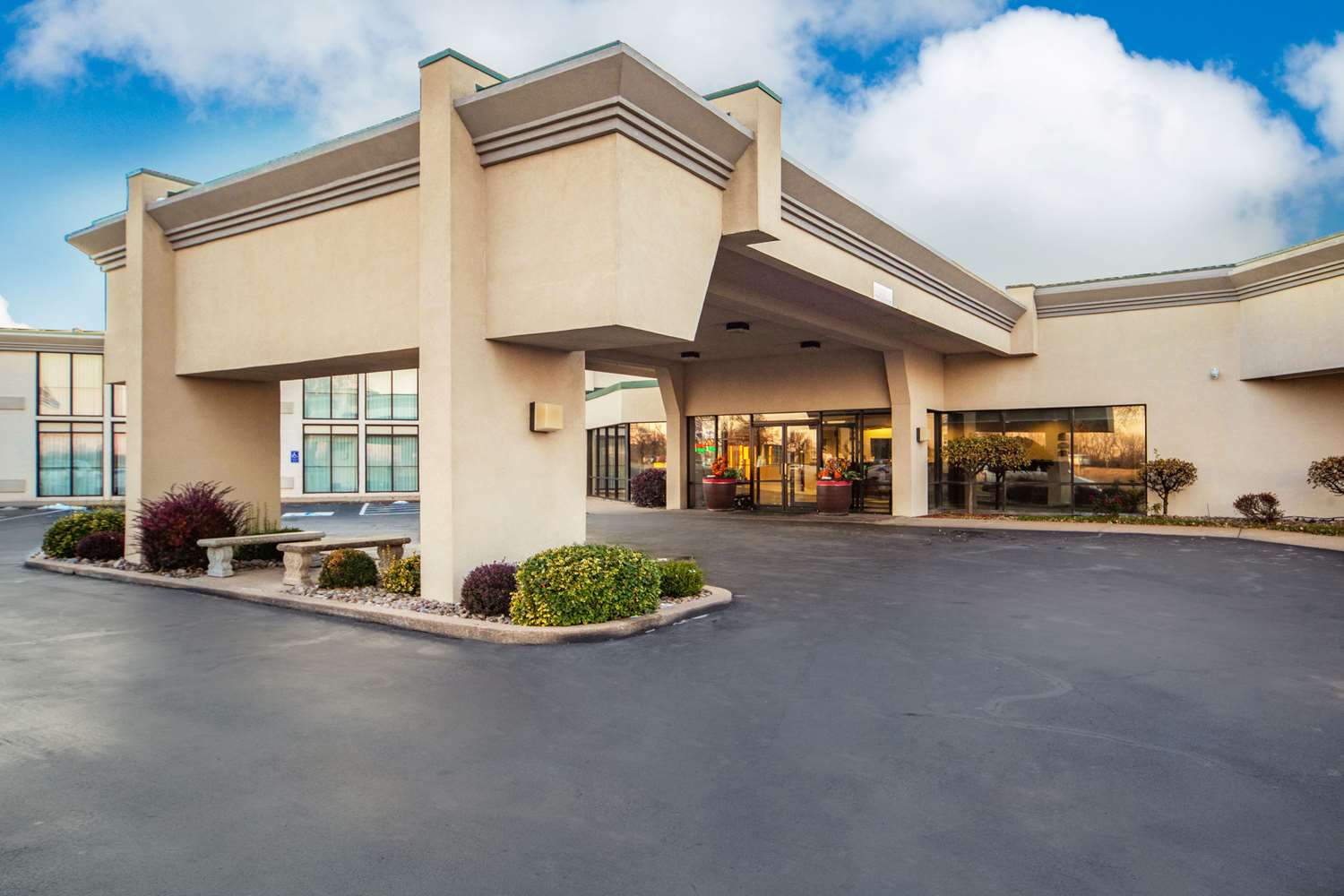 Quality Inn and Conference Center I-80 Grand Island 57/58
