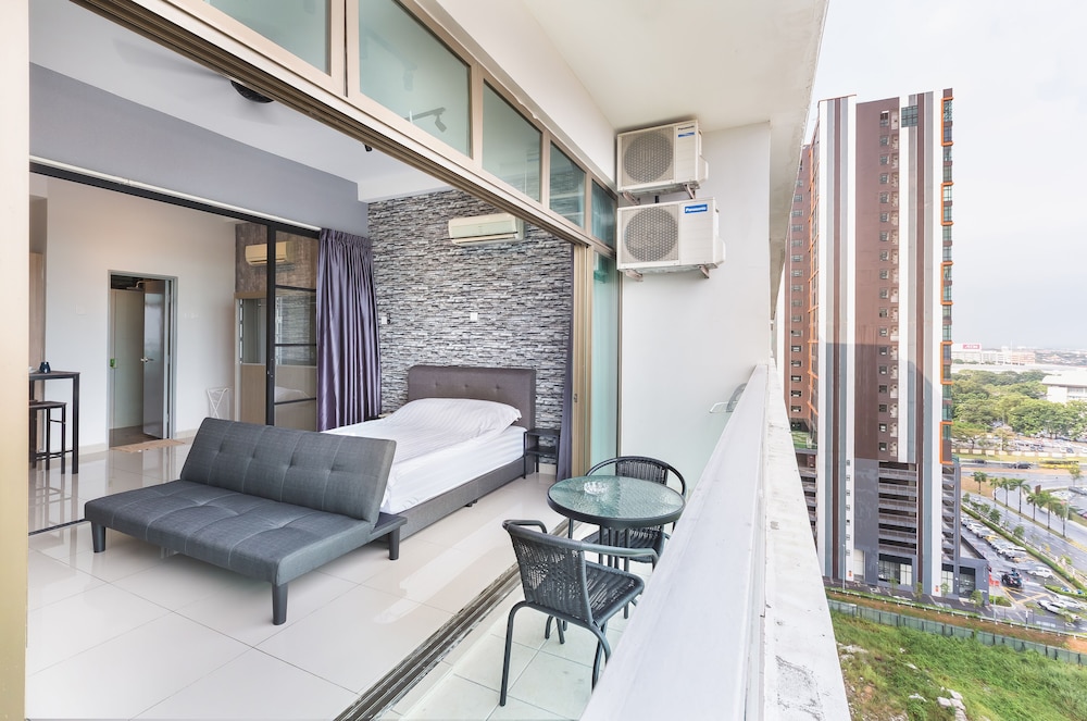 Palazio Serviced Apartment 28/50