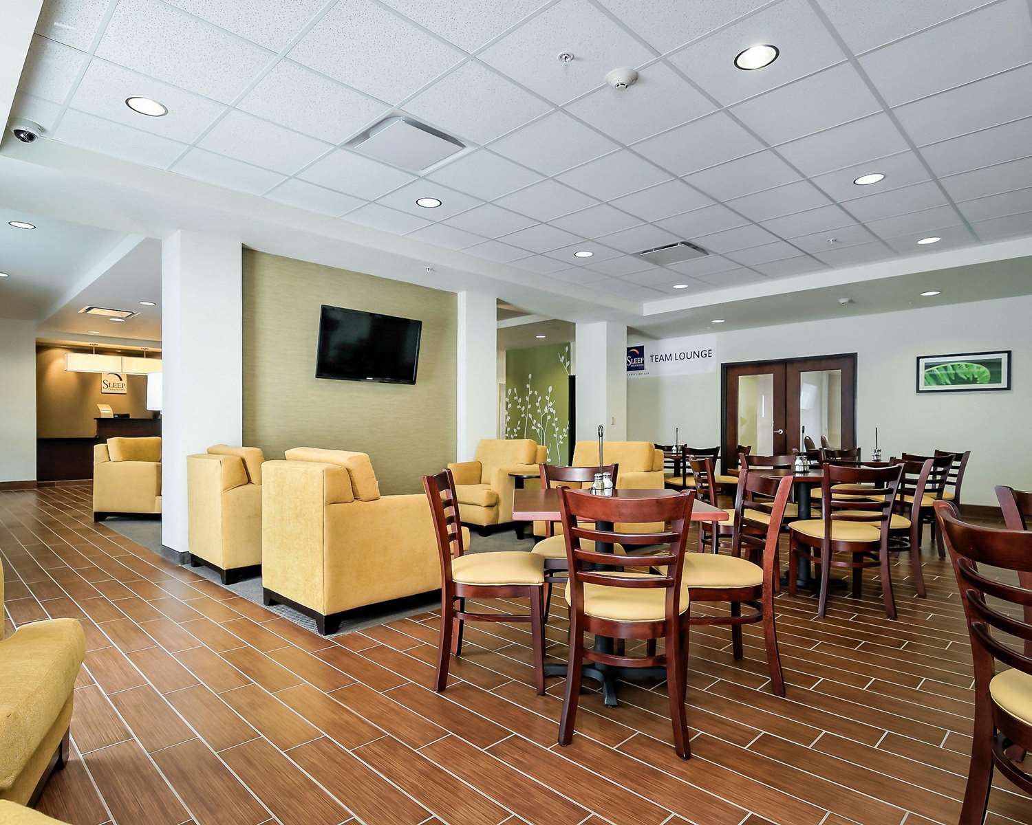 Sleep Inn & Suites Fort Scott 39/41
