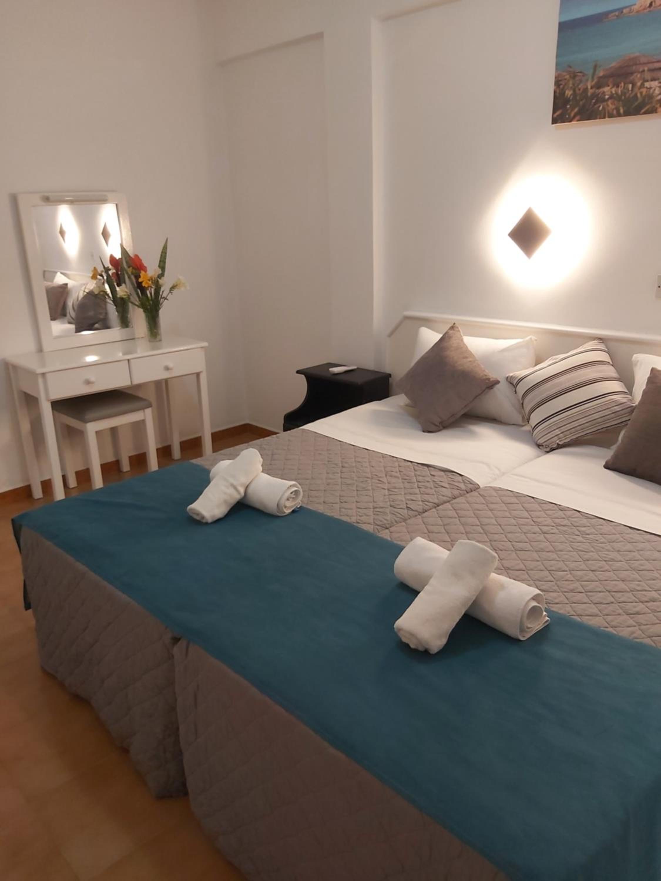 1 BEDROOM, APARTMENT