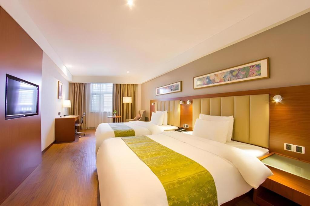 Yitel (Shanghai Hongqiao Linkong Industrial Park, Songhong Road Metro Station) 27/50