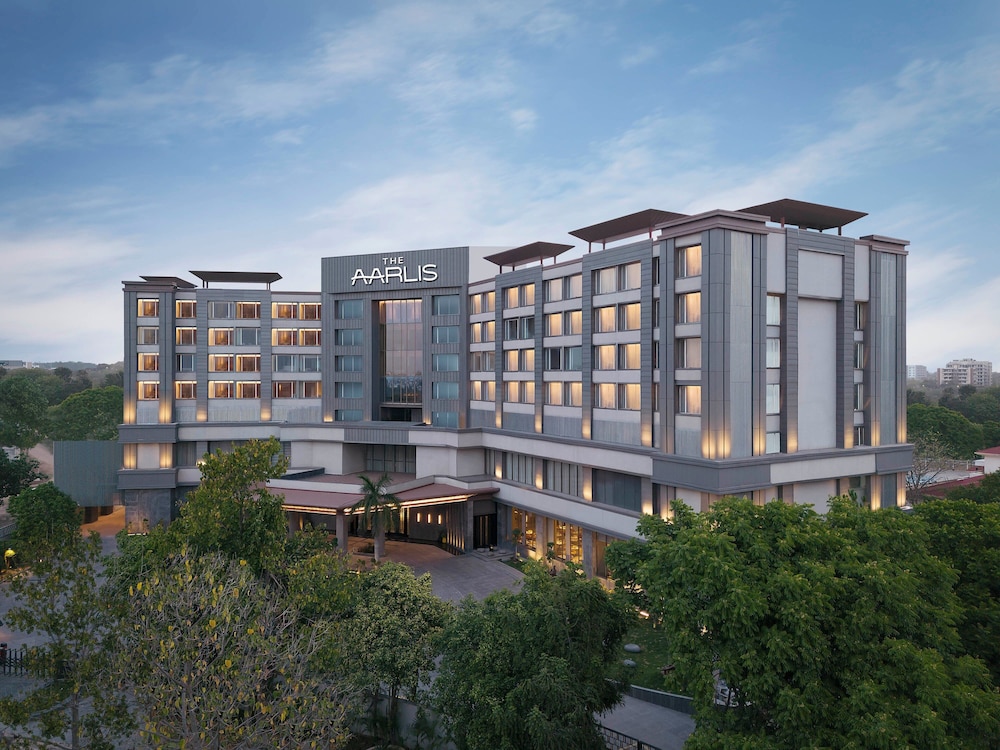 HOLIDAY INN CHANDIGARH PANCHKULA 2/63