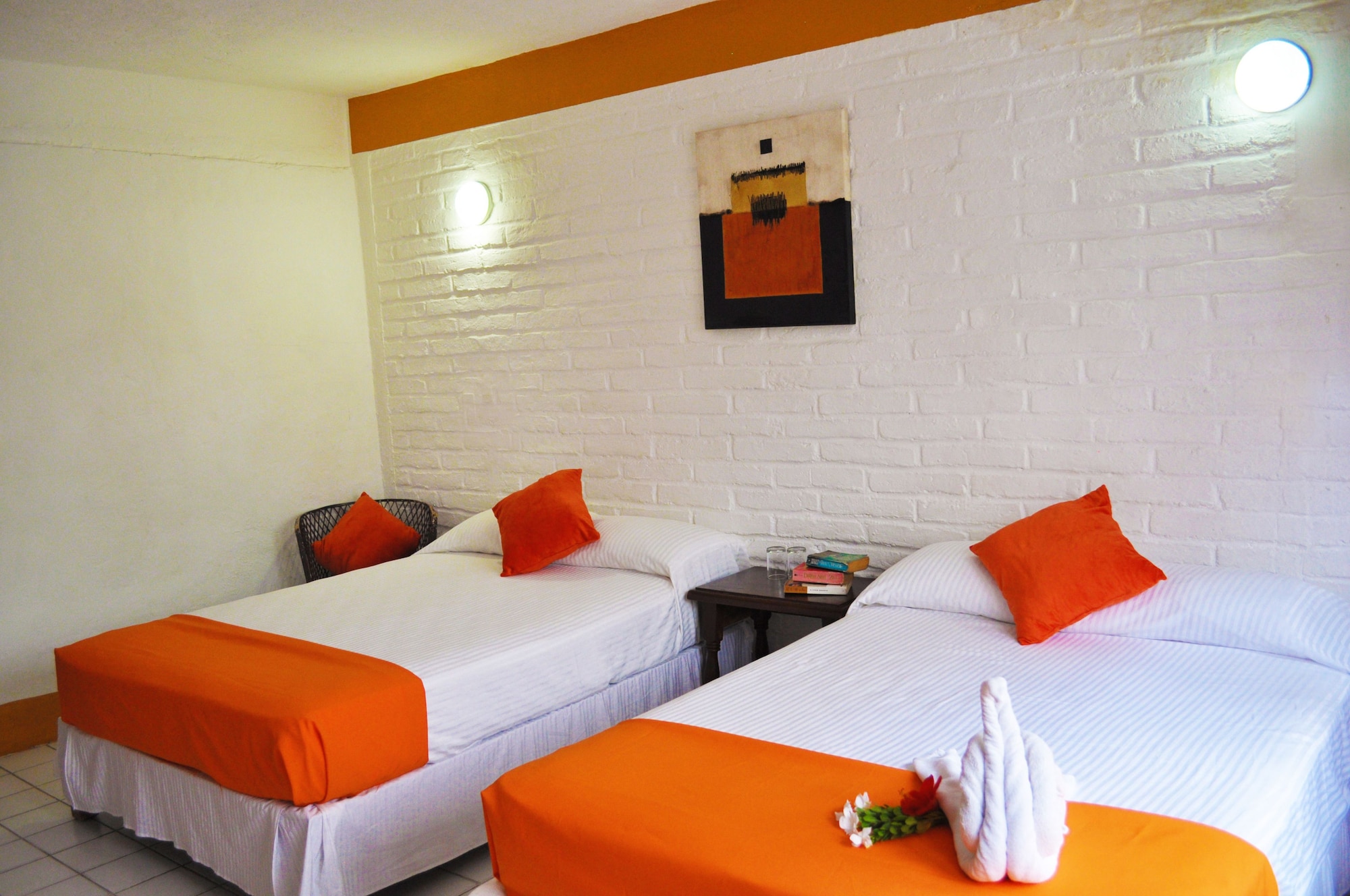 ROOM, QUADRUPLE