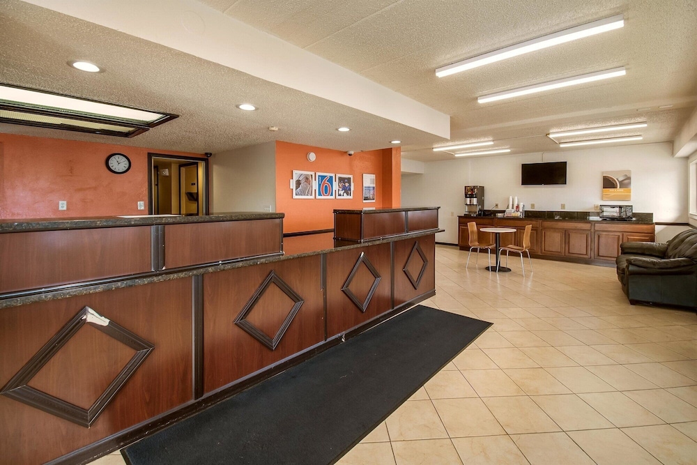 Motel6 Grove City, OH 10/47