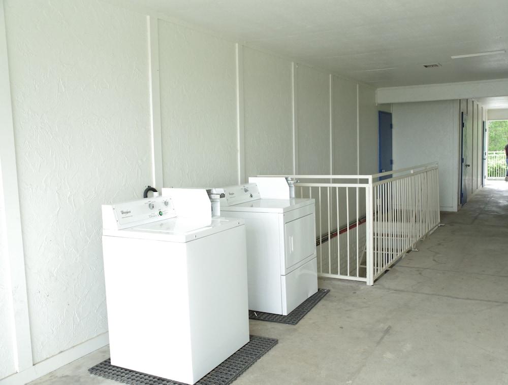 Motel 6 Giddings Tx 12/39