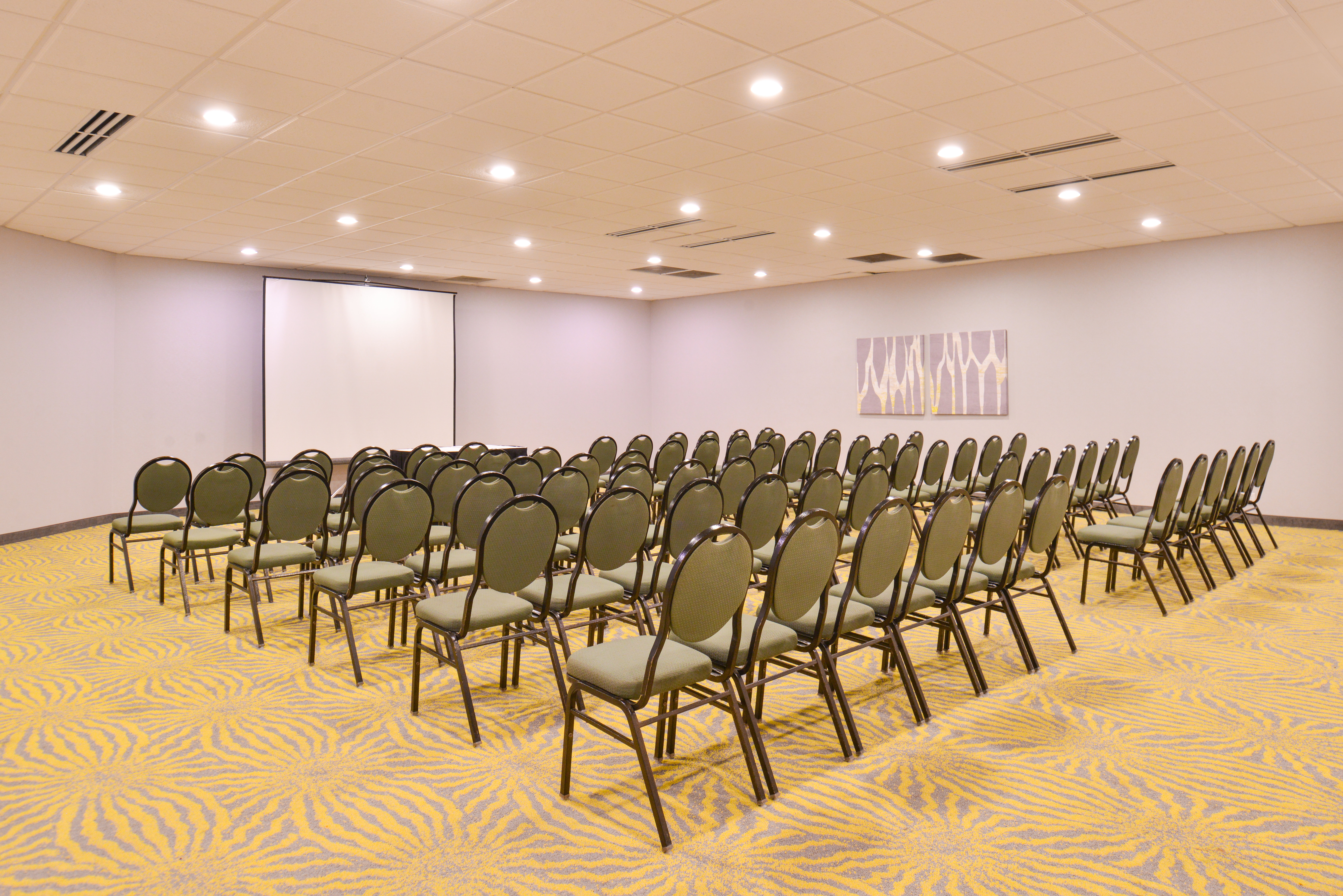 Holiday Inn Dallas-Richardson 67/77
