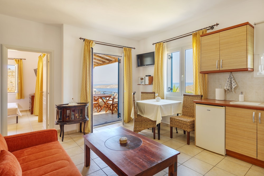 Sunrise Beach Suites 34/50