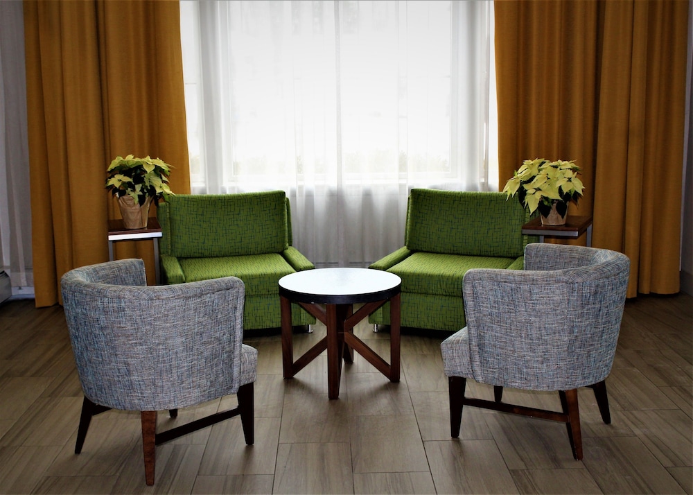 Holiday Inn Express Durham-UNH, an IHG Hotel 31/38