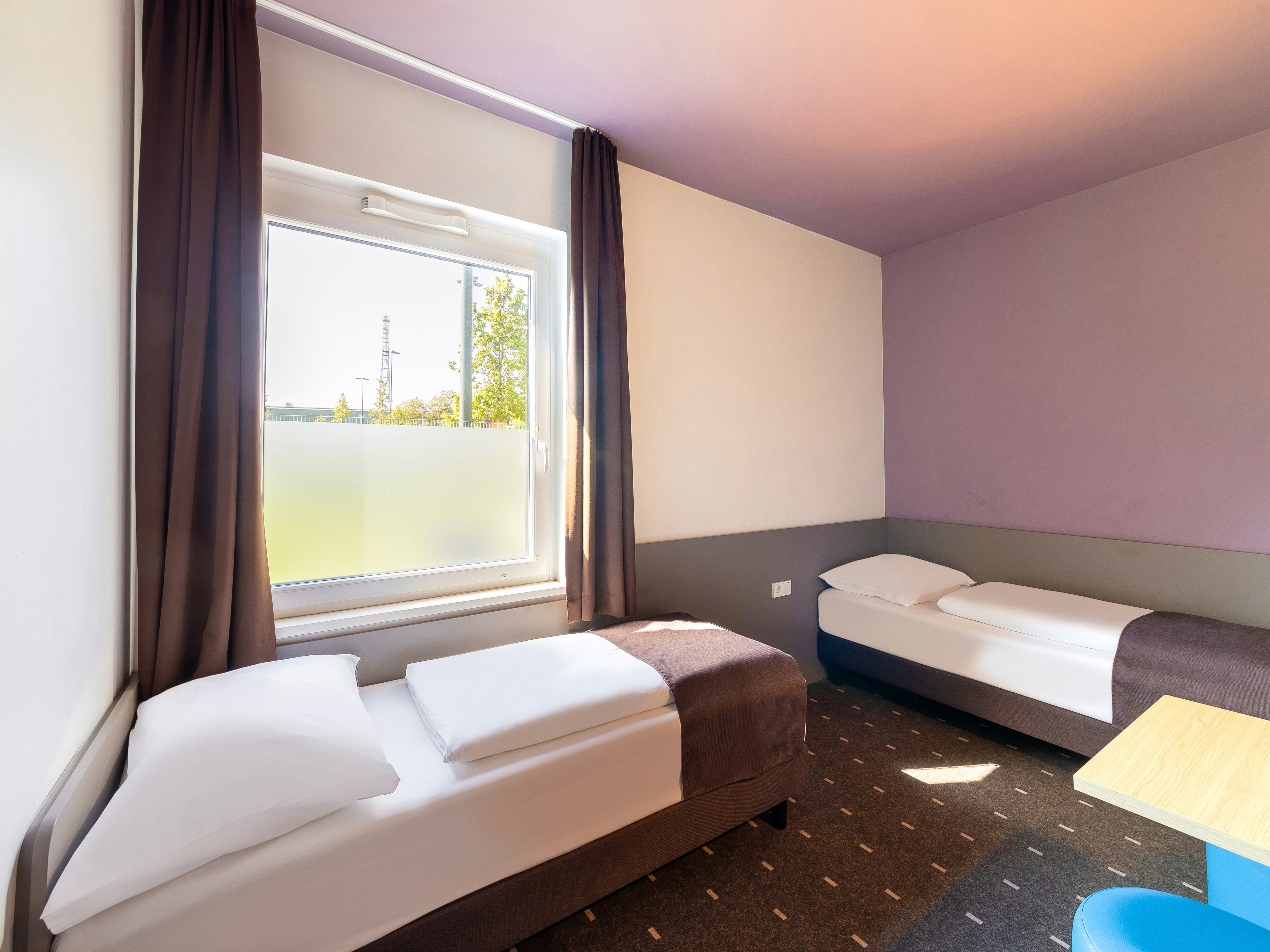 B&B Hotel Dusseldorf-Airport 12/30