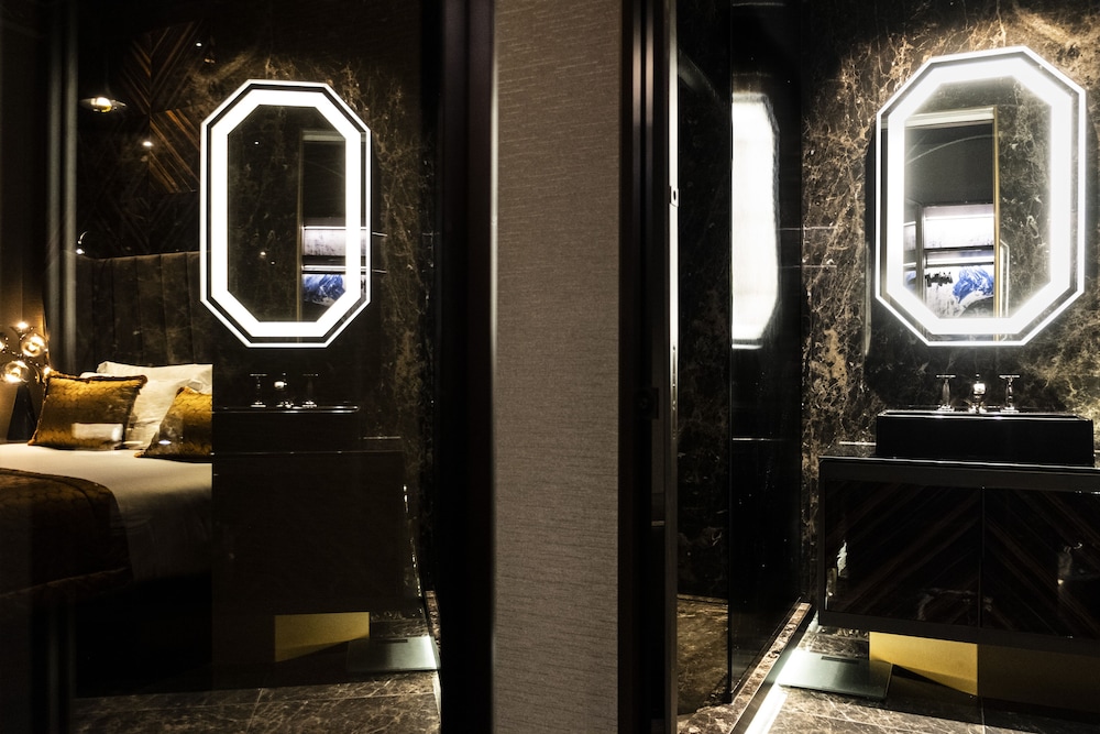 U Visionary Rome Hotel 59/68
