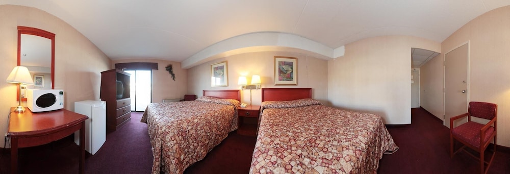 Niagara Lodge Suites 29/68