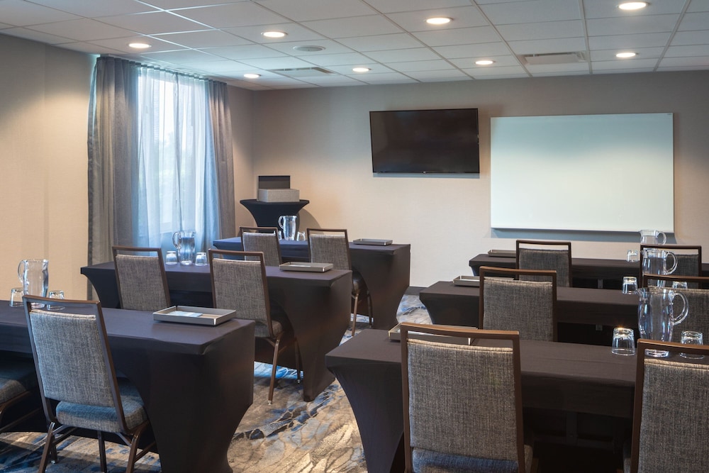 Fairfield Inn & Suites By Marriott Chillicothe 40/50