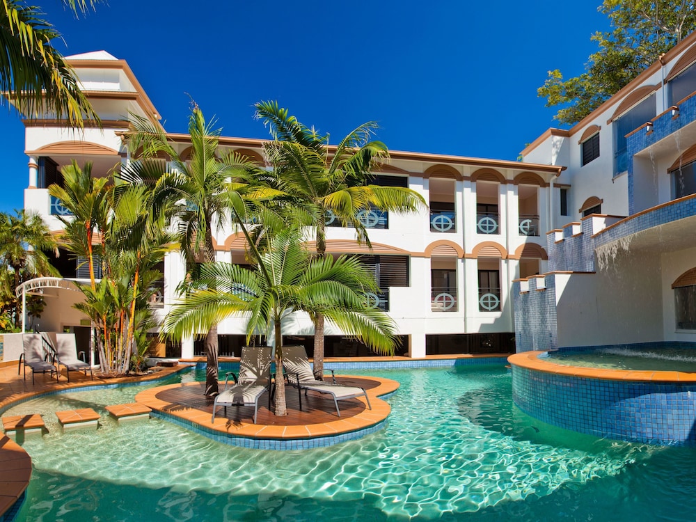 Regal Port Douglas 51/56