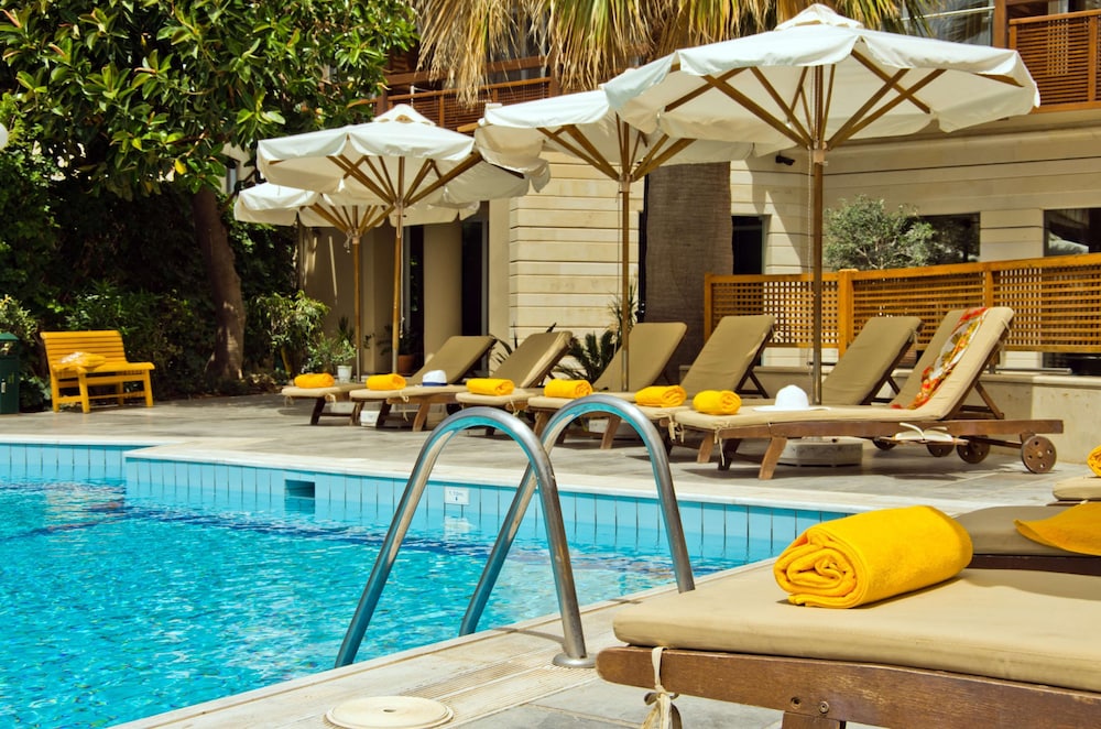 Minos Hotel 24/50