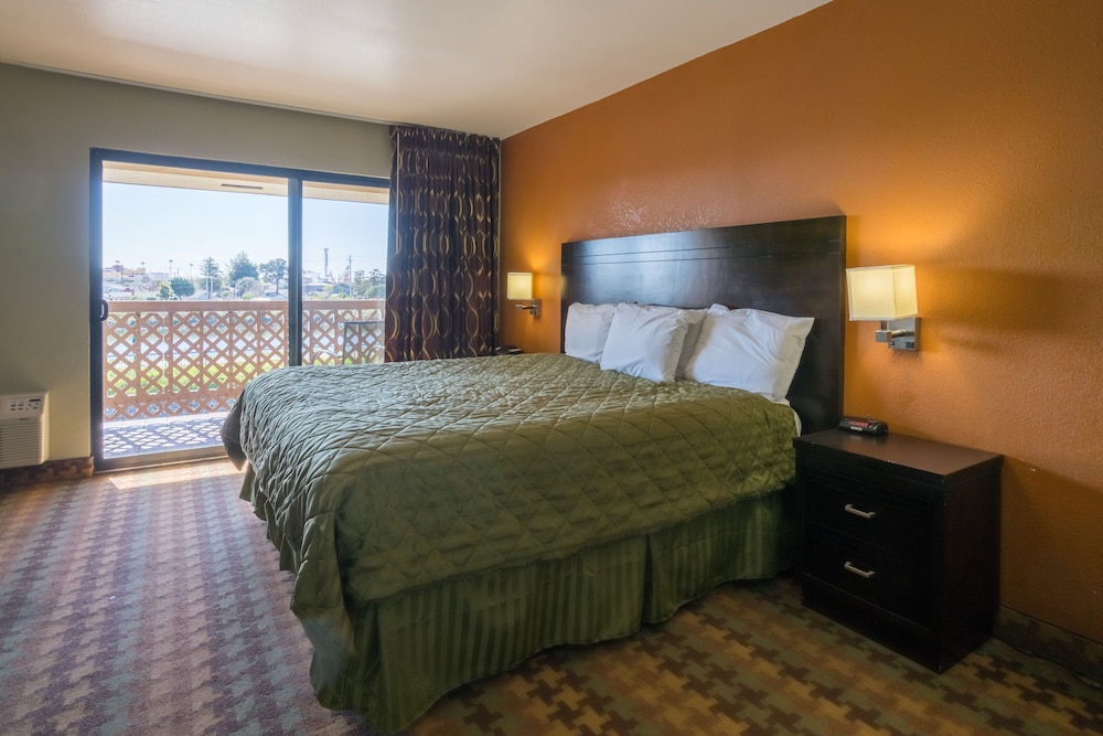 Ocean Gate Inn 28/58