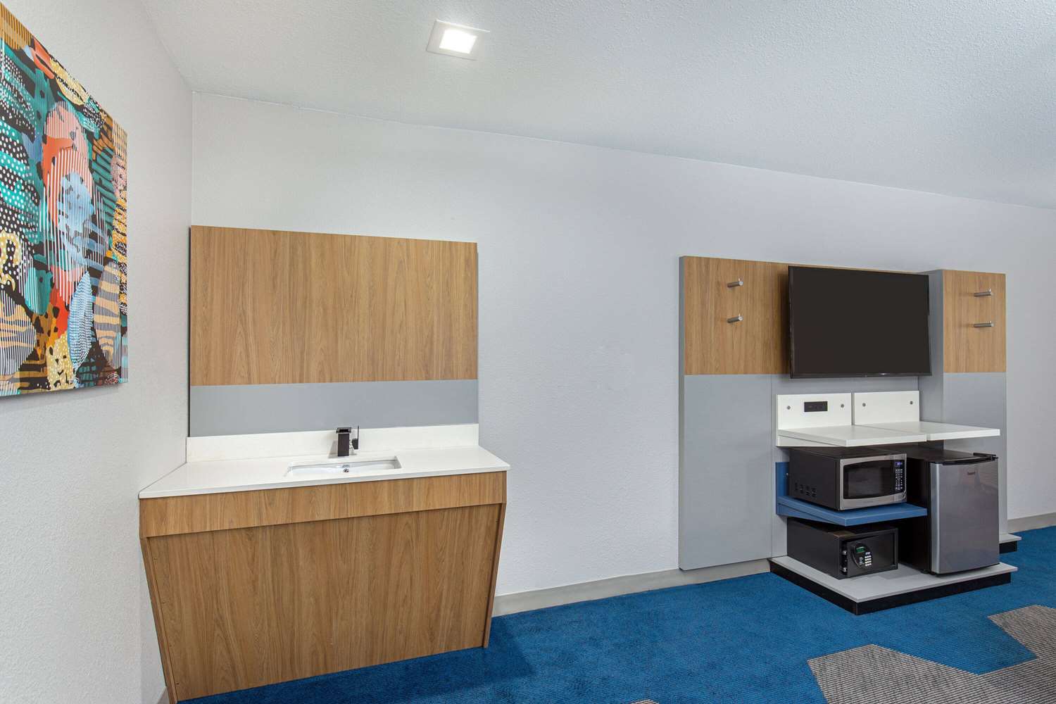 Microtel Inn & Suites by Wyndham Manchester 5/30
