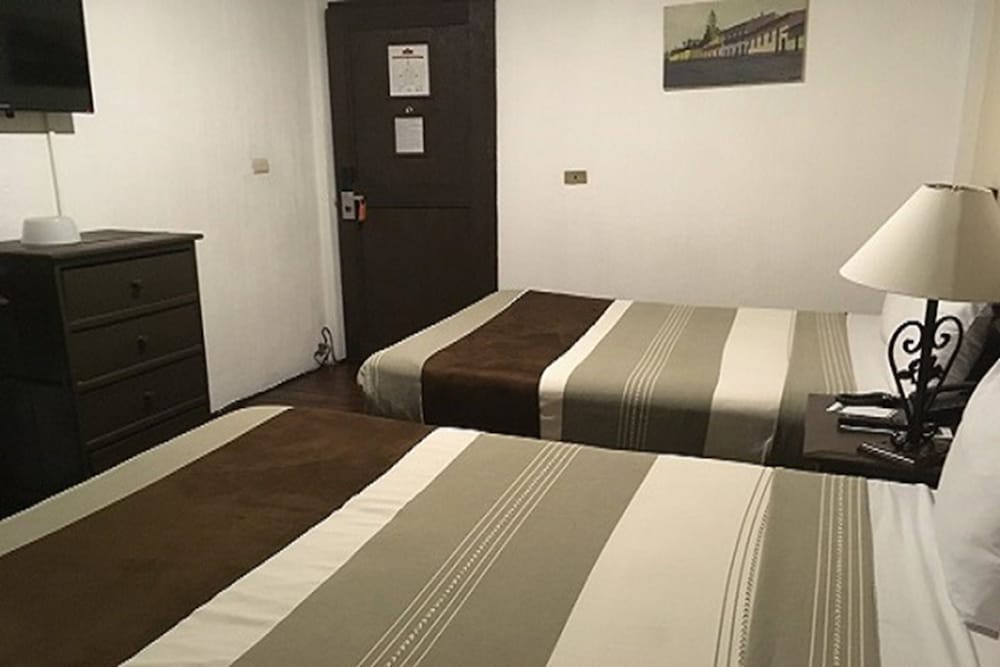 Hotel Mision Xalapa Plaza de Las Convenciones 14/33
