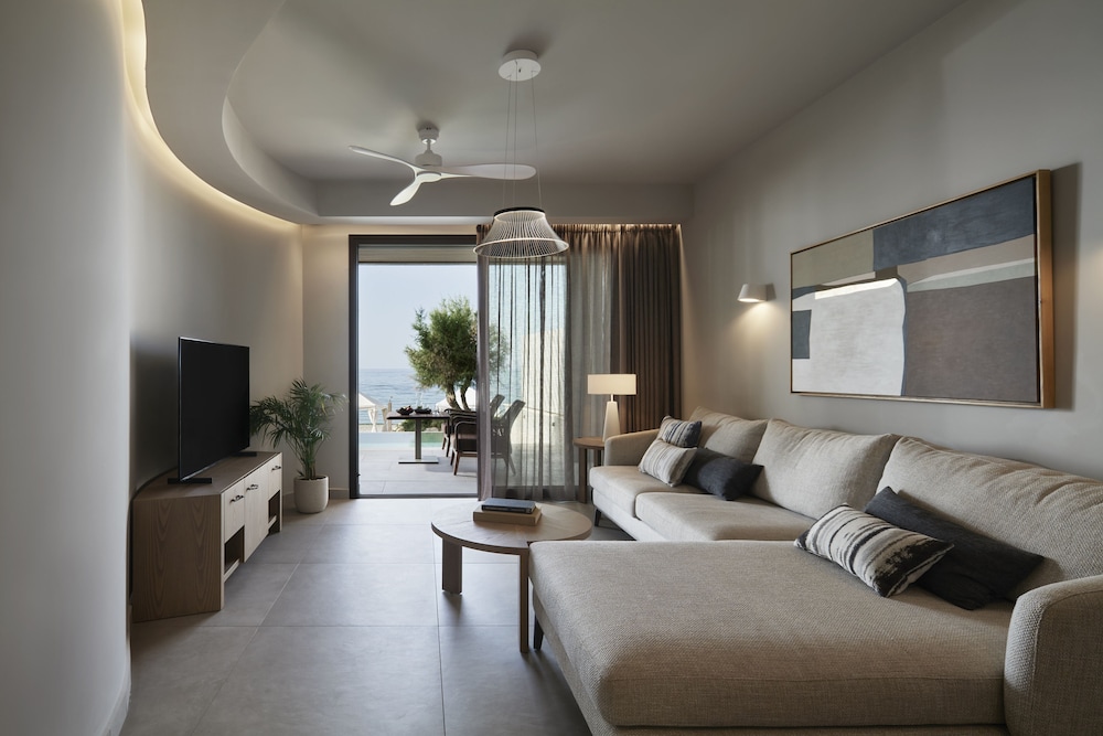 AMIRA Luxury Resort and Spa - Adults Only 7/50