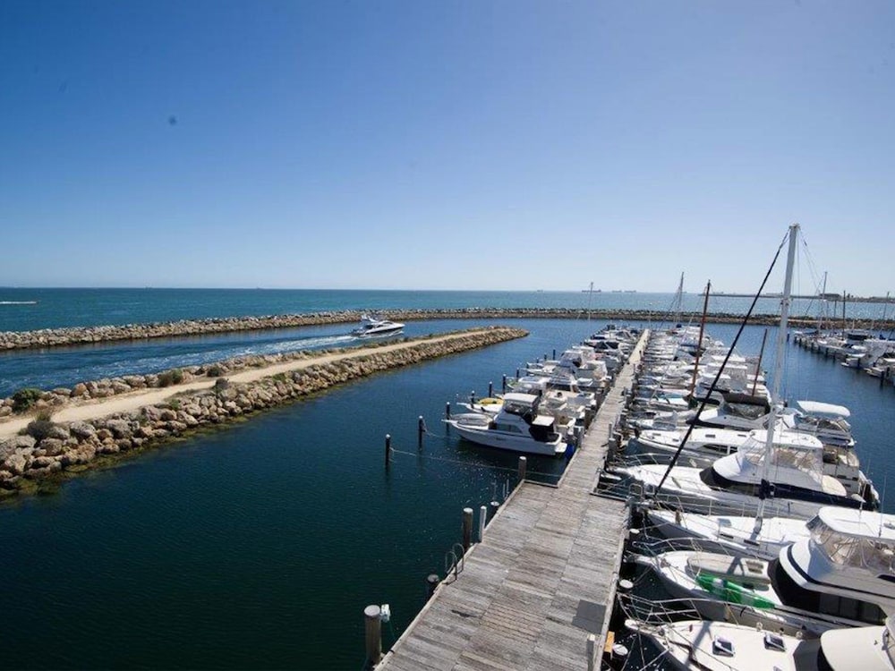 Be. Fremantle 55/62