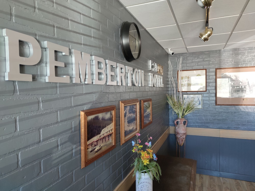 Pemberton Hotel (Motel) 14/49