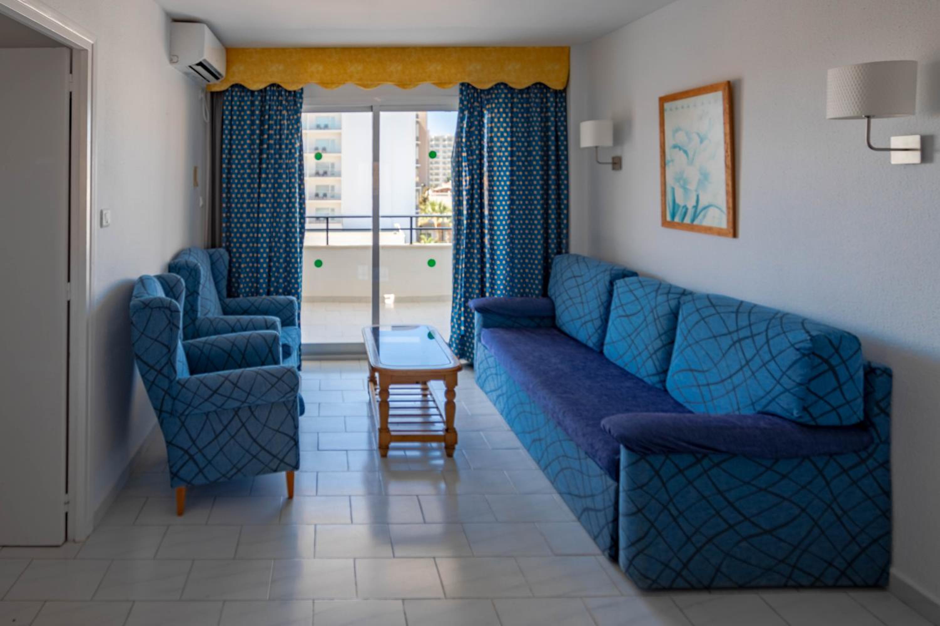Buensol Apartments 15/36