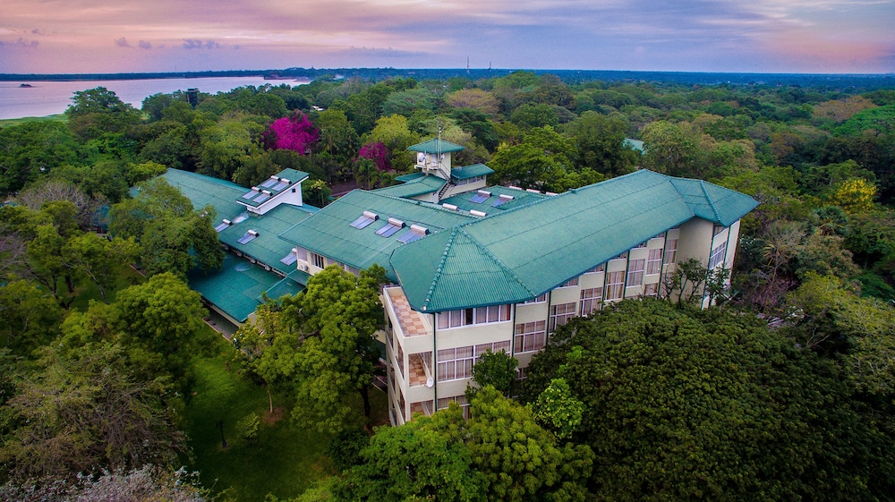 Hotel Sudu Araliya in POLONNARUWA