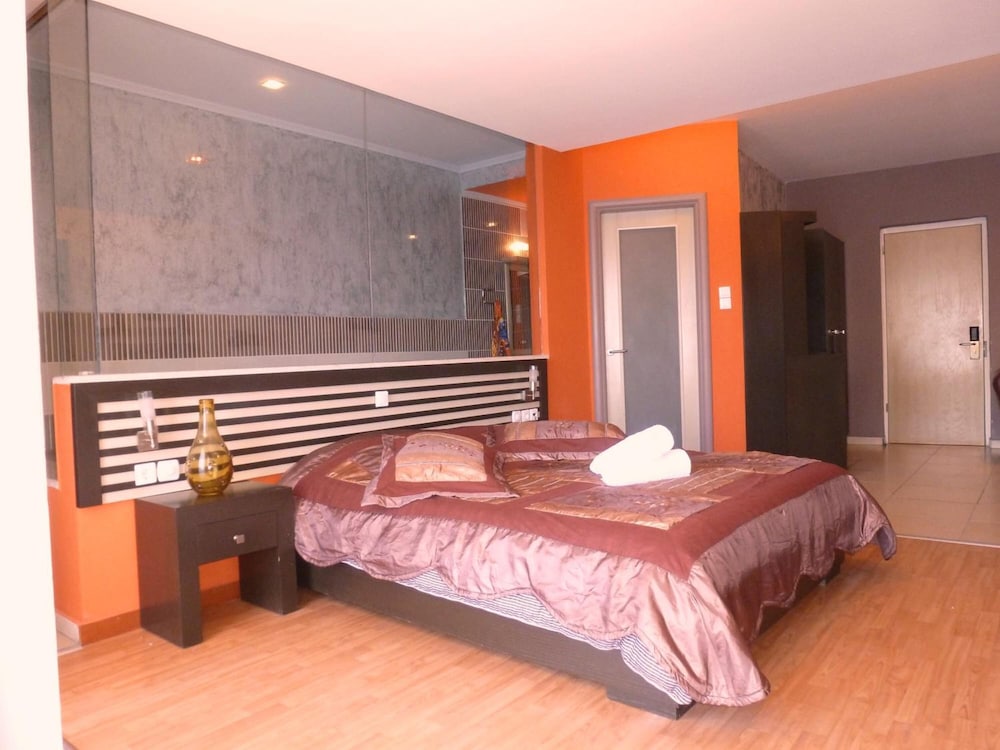 Hotel Plaza 22/58