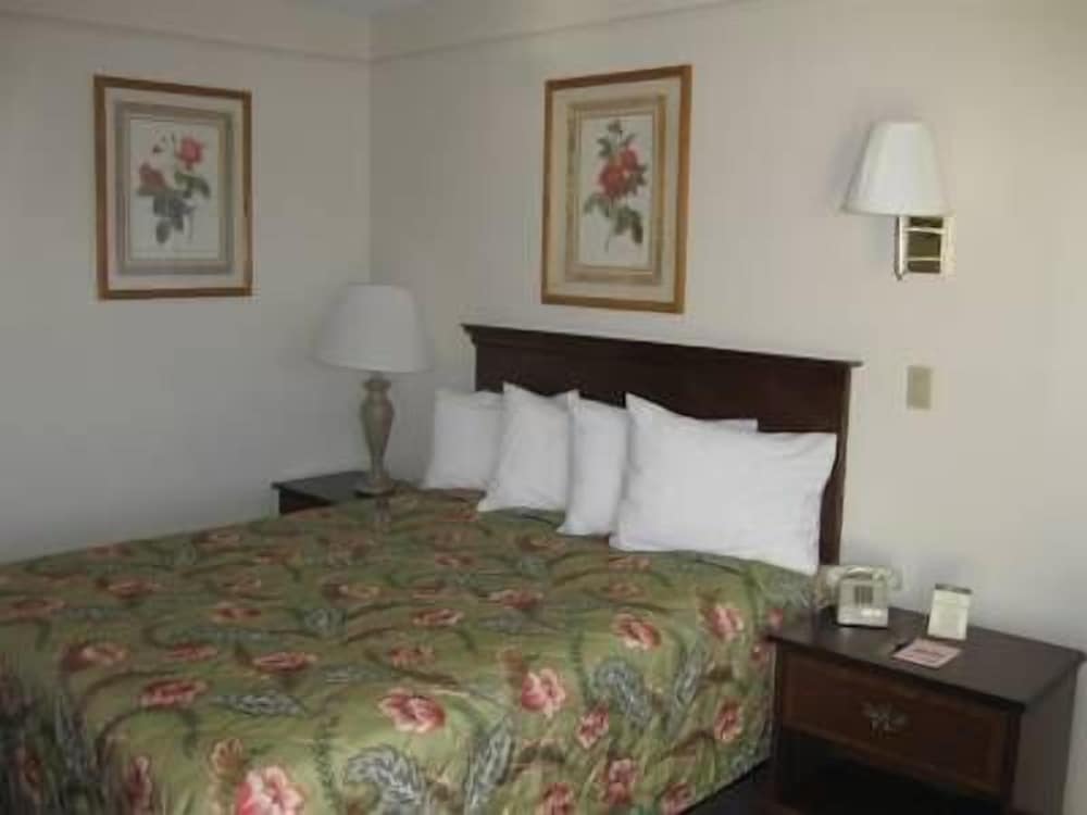 Sunrise Inn 31/59