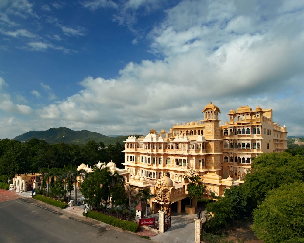 Chunda Palace 4/49