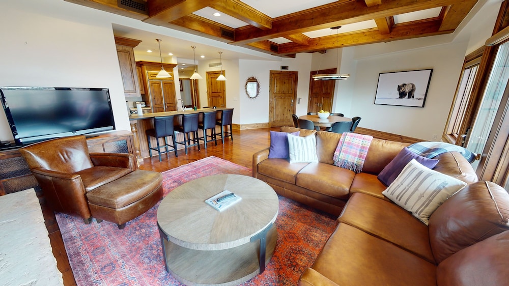 Manor Vail Lodge 26/50