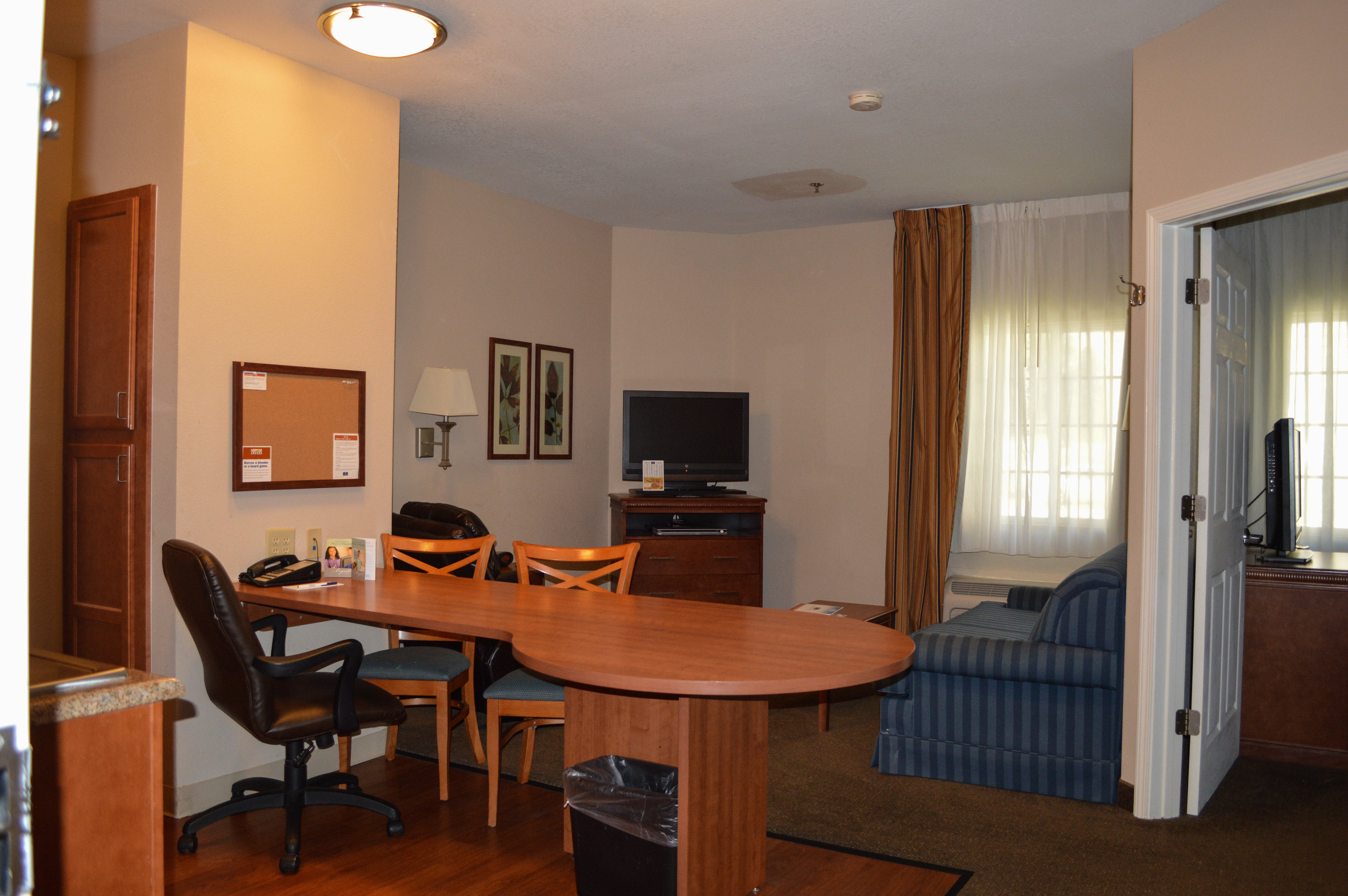 CANDLEWOOD SUITES AUGUSTA 20/24