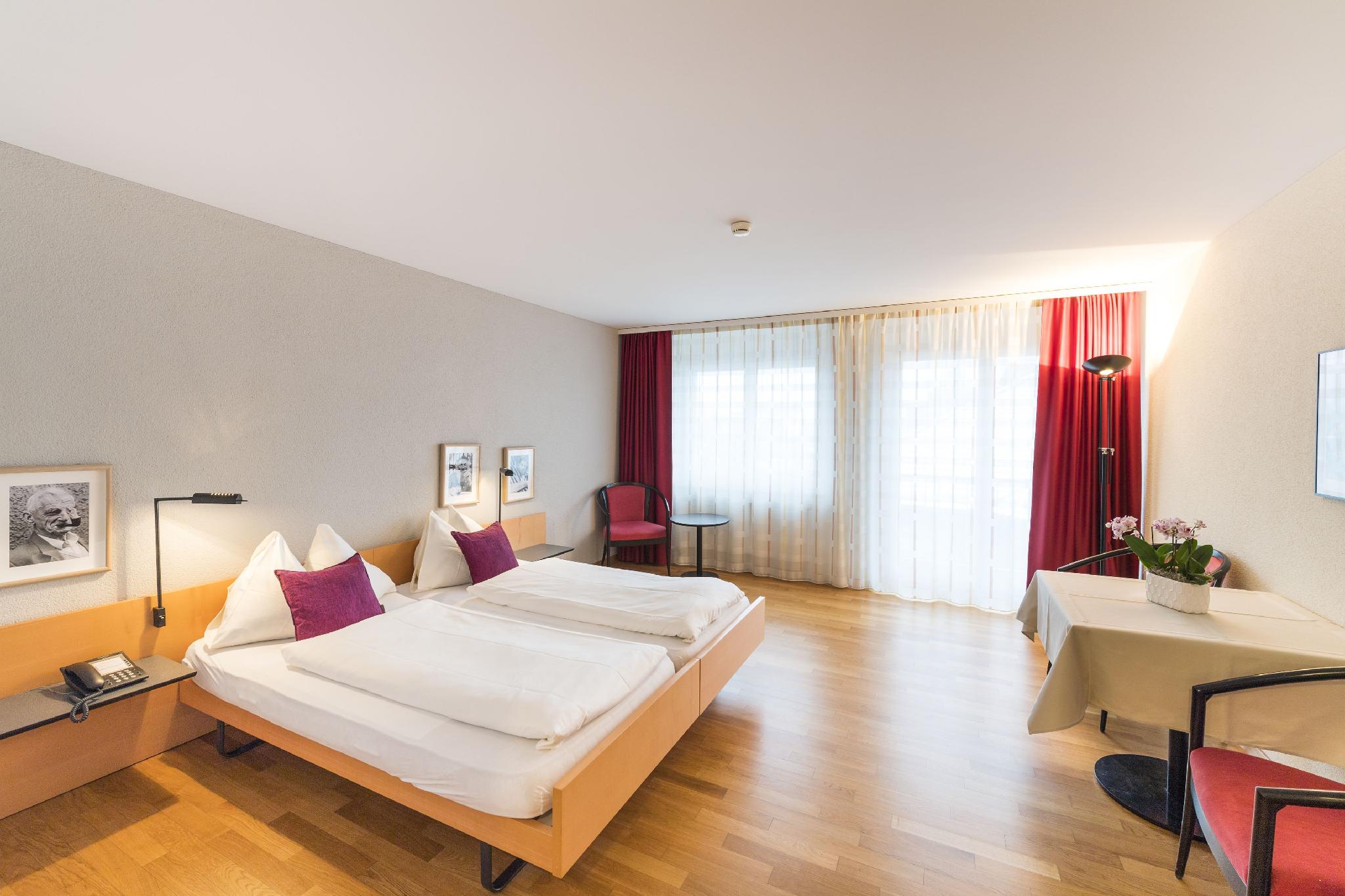 Hotel Krone Buochs 6/19