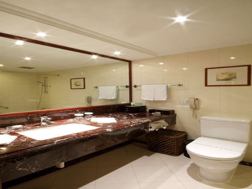 Jin Jiang Pine City Hotel 49/50