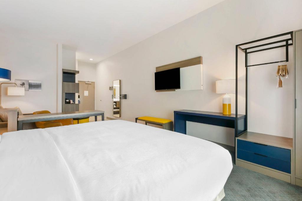 Upgrade, King and Double Bed