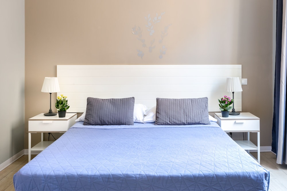 Amoroma Suite 24/50
