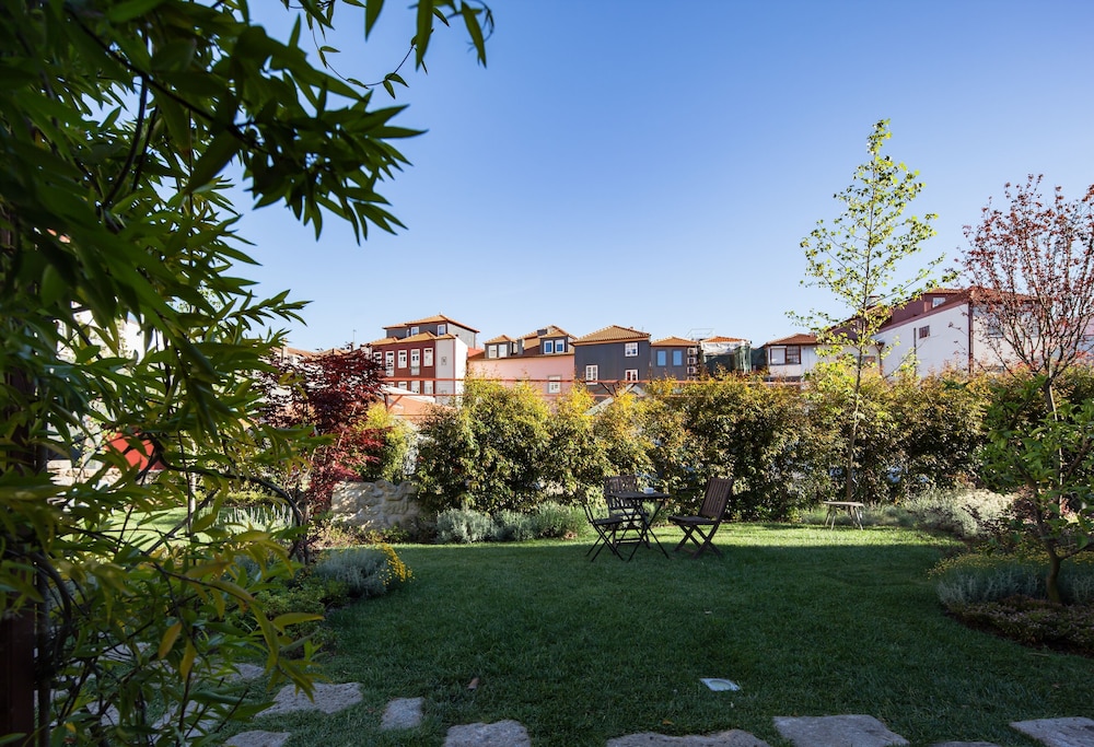 Aparthotel Oporto Alves Da Veiga 64/74