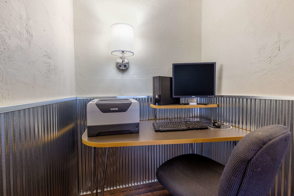 Travelodge by Wyndham Livingston Yellowstone 47/58