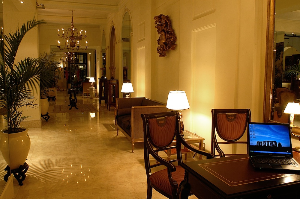 Melia Recoleta Plaza 45/73