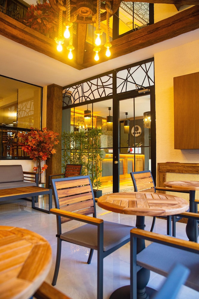 Emirtimes Hotel Kadikoy 46/67